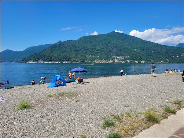LagoMaggiore22010.jpg