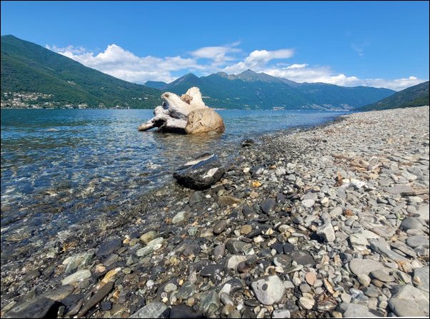 LagoMaggiore22011.jpg