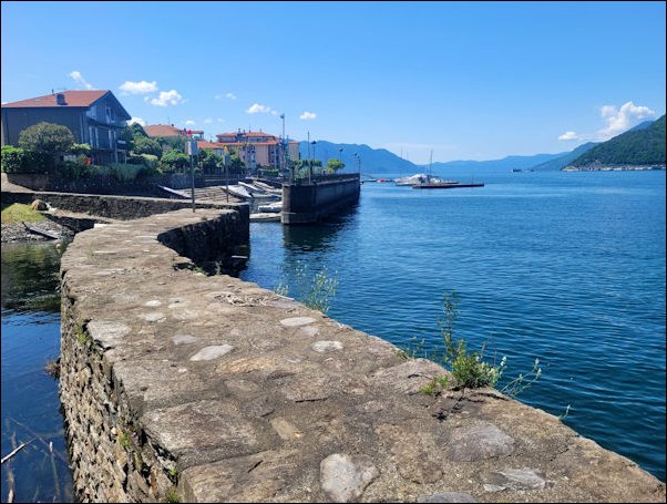 LagoMaggiore22017.jpg