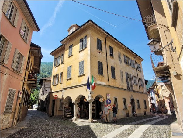 LagoMaggiore22082.jpg