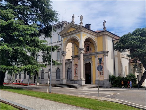LagoMaggiore22118.jpg