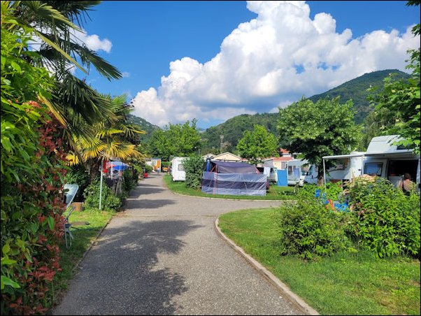 LagoMaggiore22144.jpg